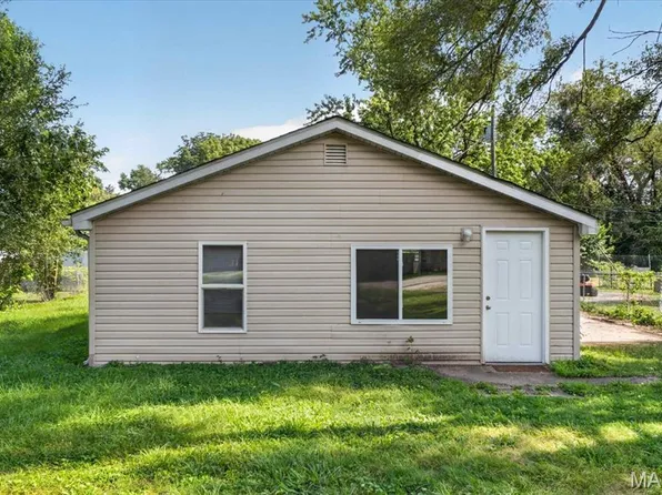 1841 Mullens Ave, East Saint Louis, IL 62206