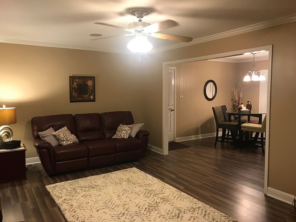 1st image of 3017 Woodhurst Ct