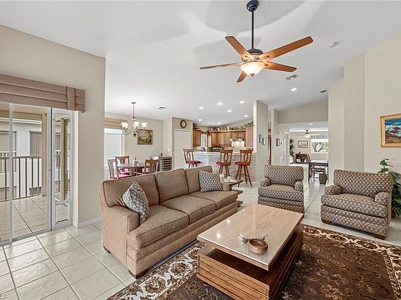 4th image of 8461 Southbridge DR #3