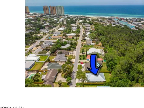 118 S Wells St, Panama City Beach, FL 32413