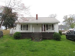 67 Oak St, Trion, GA 30753