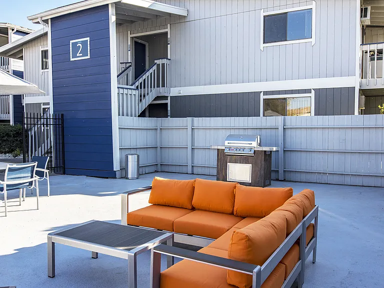 The Lakes Apartments — Photo 11