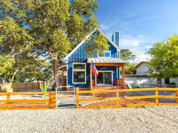219 White Bass, Pipe Creek, TX 78063