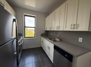 80-45 Kew Gardens Rd #305, Kew Gardens, NY 11415