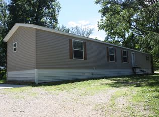 726 Nettle Ave, Hampton, IA 50441