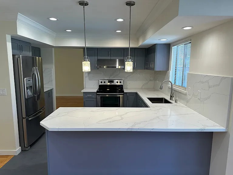 3836 Rockford Dr — Photo 3