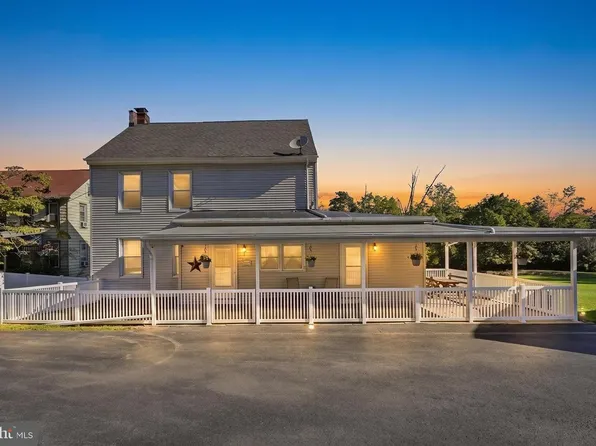 1010 Cross Keys Rd, Leesport, PA 19533