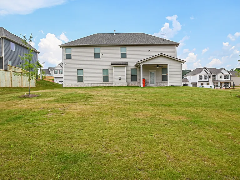 628 Sidney Ct — Photo 92