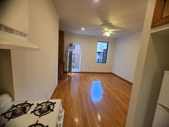 302 West 76th Street image 1 of 8