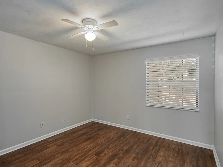 1340 Cherry St #6 — Photo 7