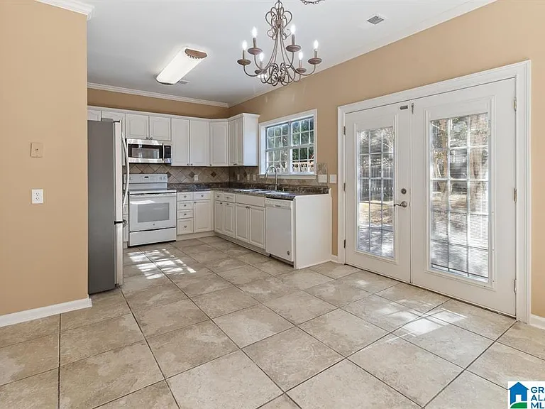 2148 Forest Lakes Ln — Photo 17