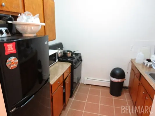 Rented by Bellmarc Realty | media 8