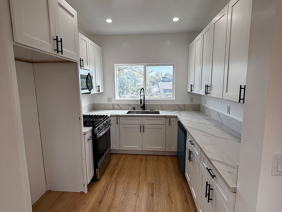 1st image of 1539 W 213th St #1591-1/2