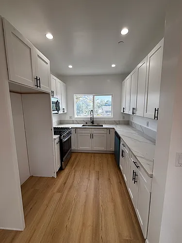 1539 W 213th St #1591-1/2 Photo 1