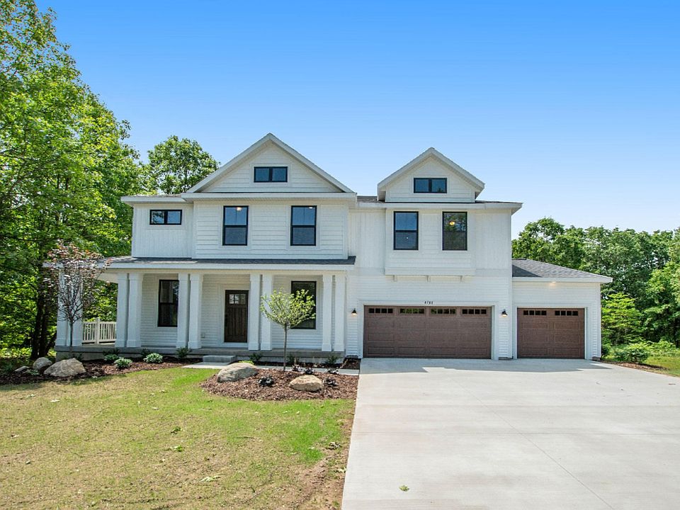 1st image of 4765 Harbor View Dr
