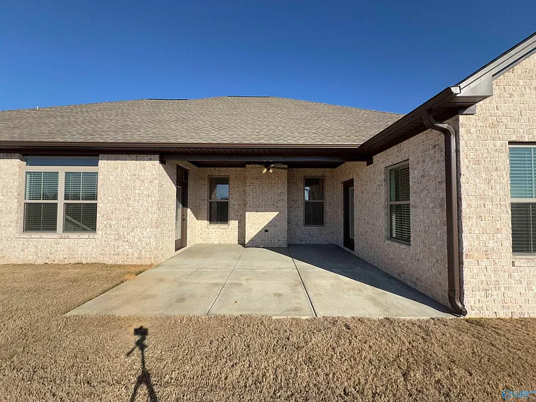 26430 Birkshire Ln — Photo 38