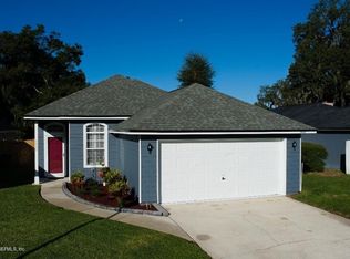 3042 Caroline Crest Dr E, Jacksonville, FL 32225