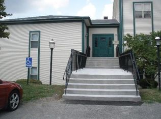 3257 W Shore Rd, Warwick, RI 02886