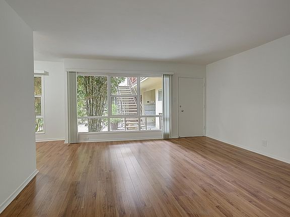 5th image of 10584 Santa Monica Blvd #103