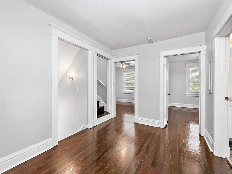 4244 Terrace St — Photo 35