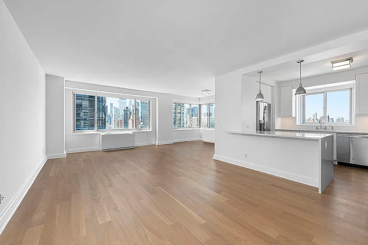 254 East 68th Street — Photo 2