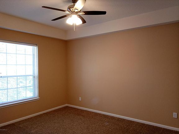 5th image of 785 Oakleaf Plantation Pkwy Unit 134