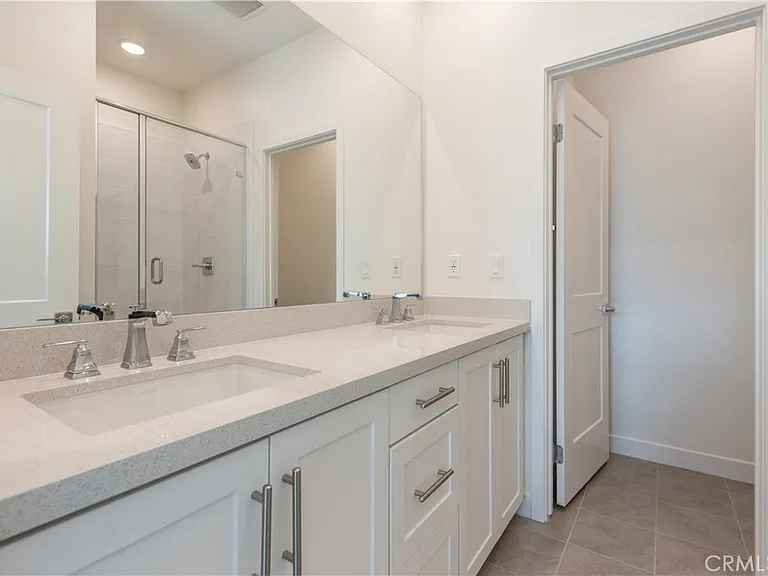 2317 W Broadway #46 — Photo 24