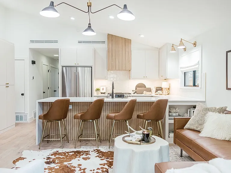 5515 El Campo Ave #B — Photo 3