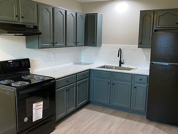 2nd image of 769 W 61st St APT 6