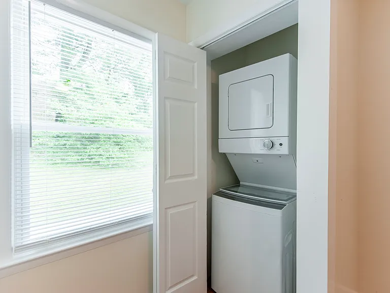 2218 Wayne Ave #A — Photo 16