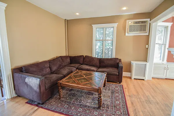 Sold by Coldwell Banker Advantage | media 9