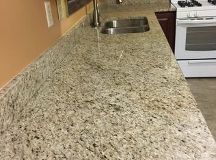 202 Highland Dr, Valparaiso, IN 46383