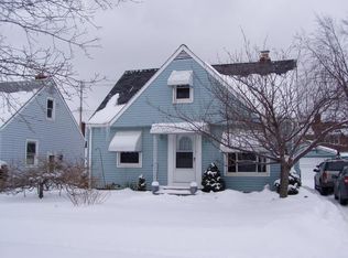 4583 Forest Edge Dr, Brooklyn, OH