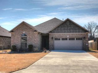 53 Oak Tree Cir, Conway, AR 72032