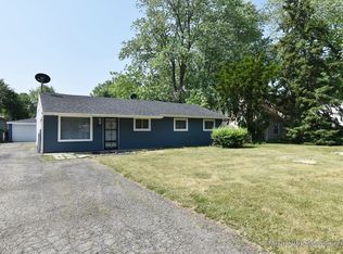 162 Queenswood Rd, Bolingbrook, IL 60440