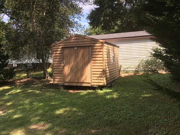 Utility building access.. . 10x12 foot with lock