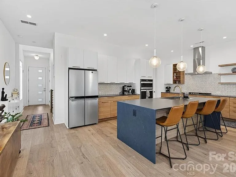 120 Mattoon St — Photo 16