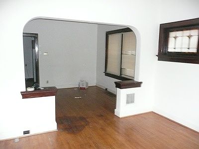 5th image of 4942 Winona Ave APT 1w