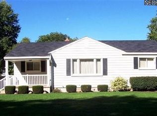 286 Hopewell Dr, Struthers, OH