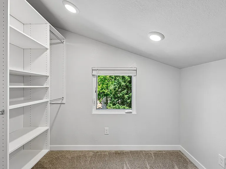 12607 NE 119th St #5 — Photo 18