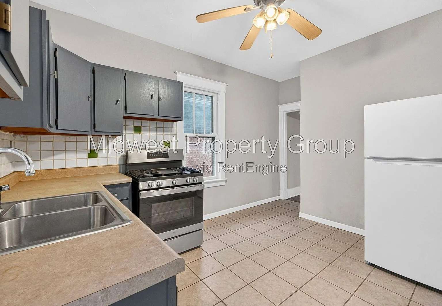 2 bed, 1.0 bath, 756 sqft, $1,400 — Photo 3