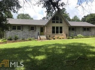 421 Brooks Woolsey Rd, Fayetteville, GA 30215