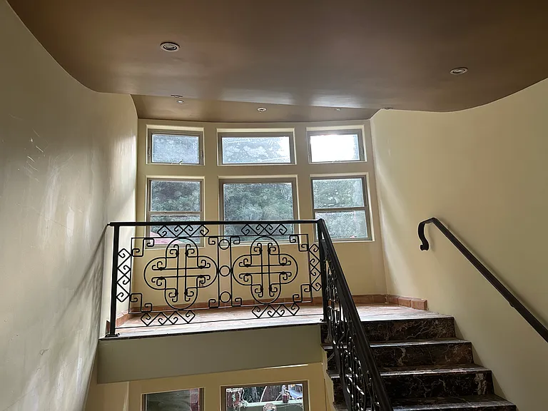 1903 Tunnel Rd — Photo 12