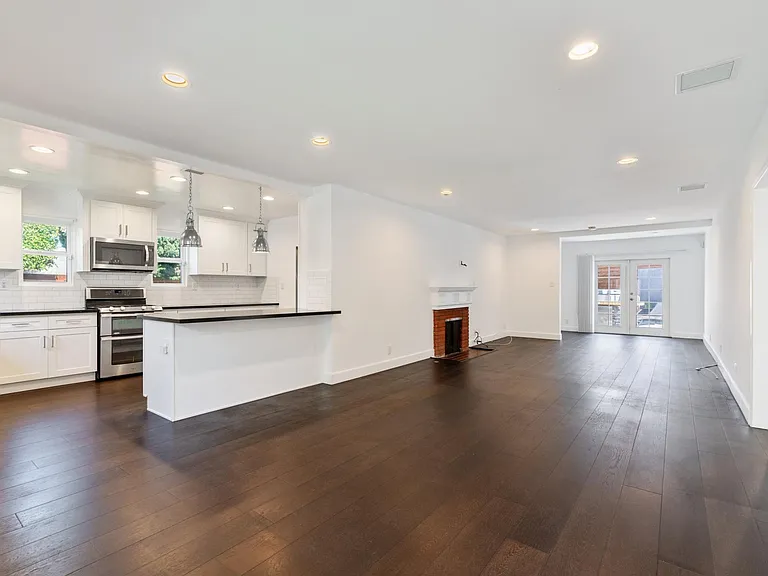 3504 Tuller Ave — Photo 6
