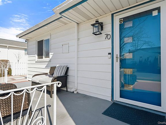 3rd image of 70 Forest Road