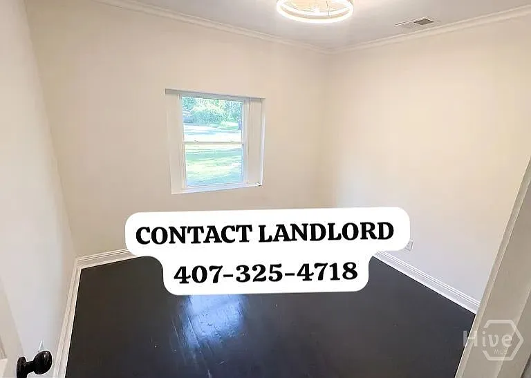 601 Community Dr — Photo 8