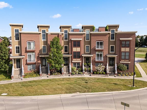 2nd image of 492 Bluestem Cir