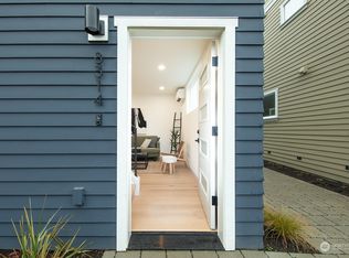 8314 9th Ave NW, Seattle, WA 98117