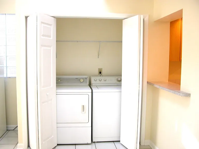110 N Tampania Ave #B — Photo 10