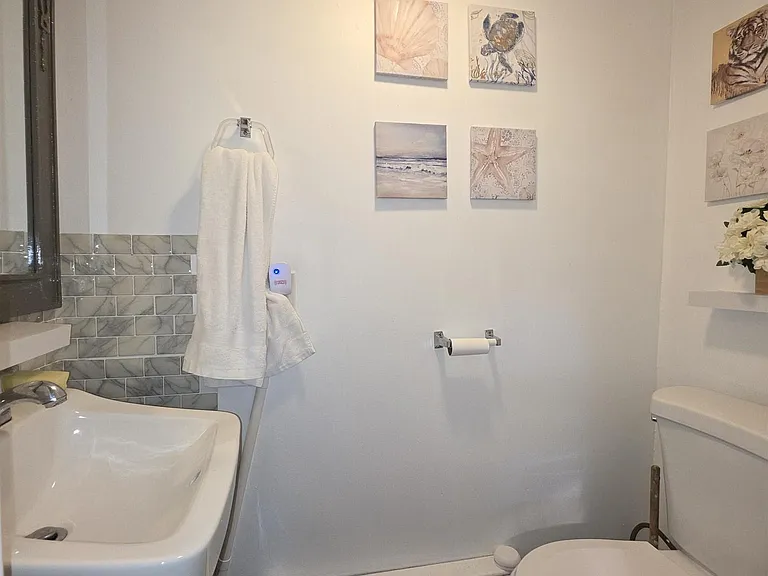 604 N Indiana Ave — Photo 13